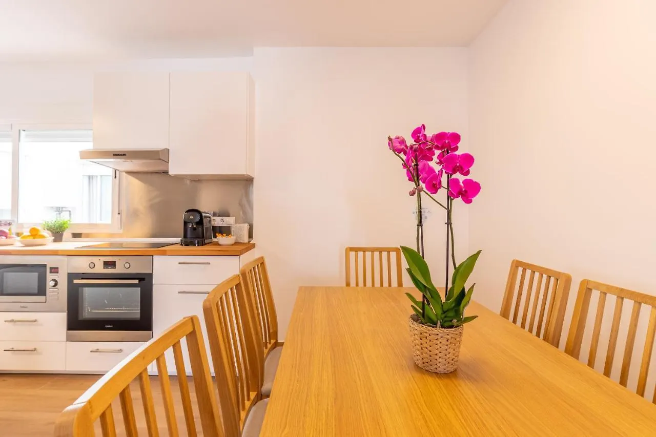 Fun Building Terraces By Homeabout Málaga Appartement