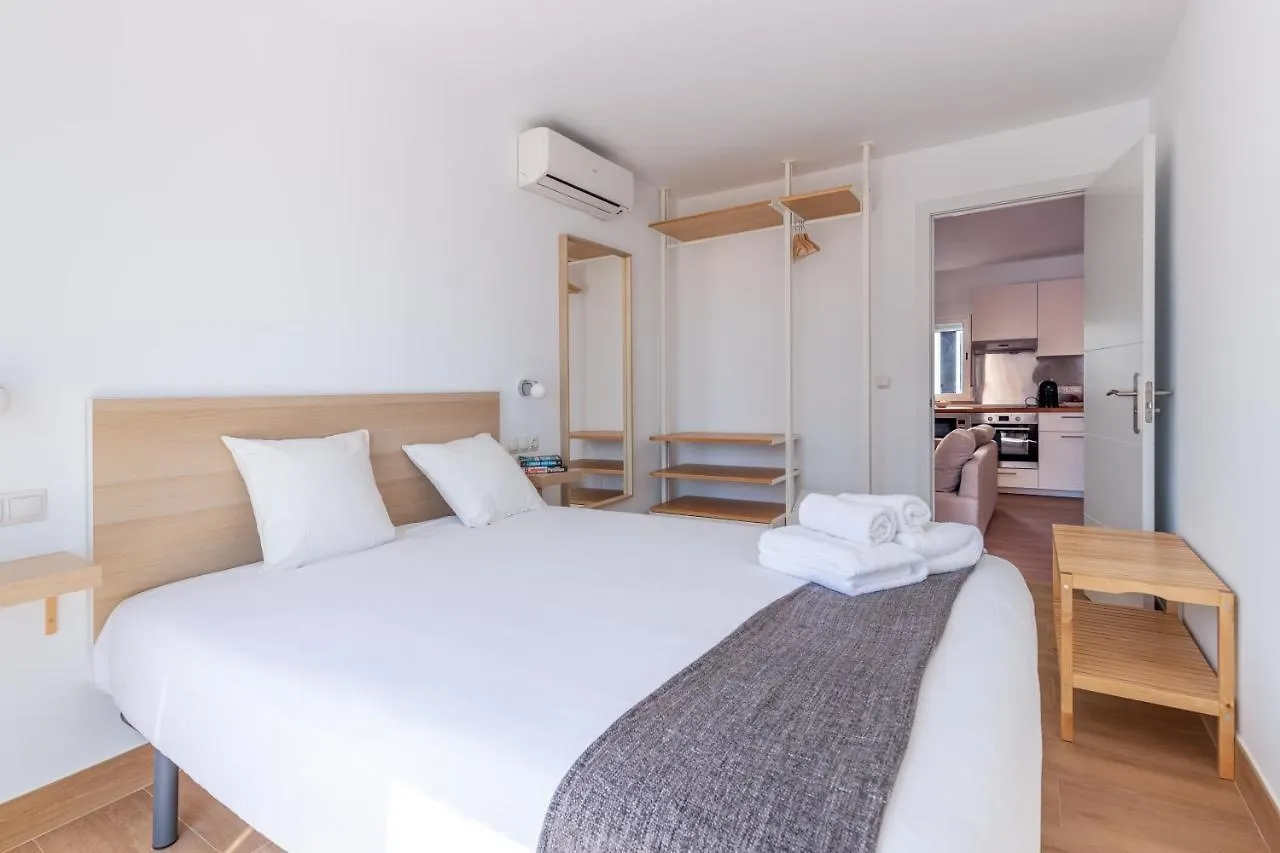 Apartment Fun Building Terraces By Homeabout Málaga Spanien